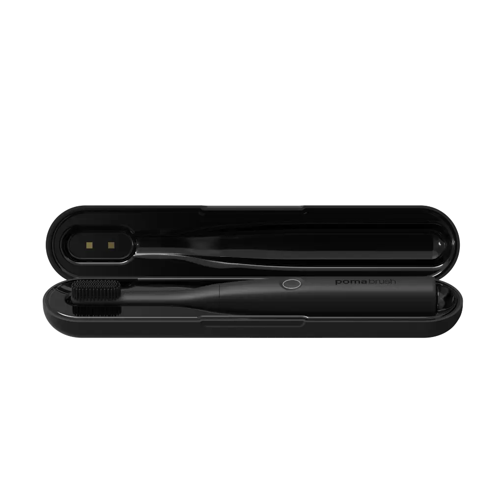 pomabrush_2_black_charging_case_side.webp