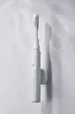 Pomadent_Wall Clip_White_HERO_F.webp