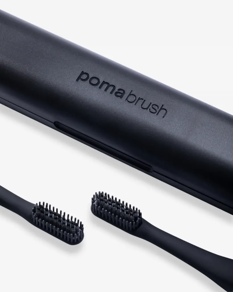 Black pomabrush Brush head comparison 4_5.webp