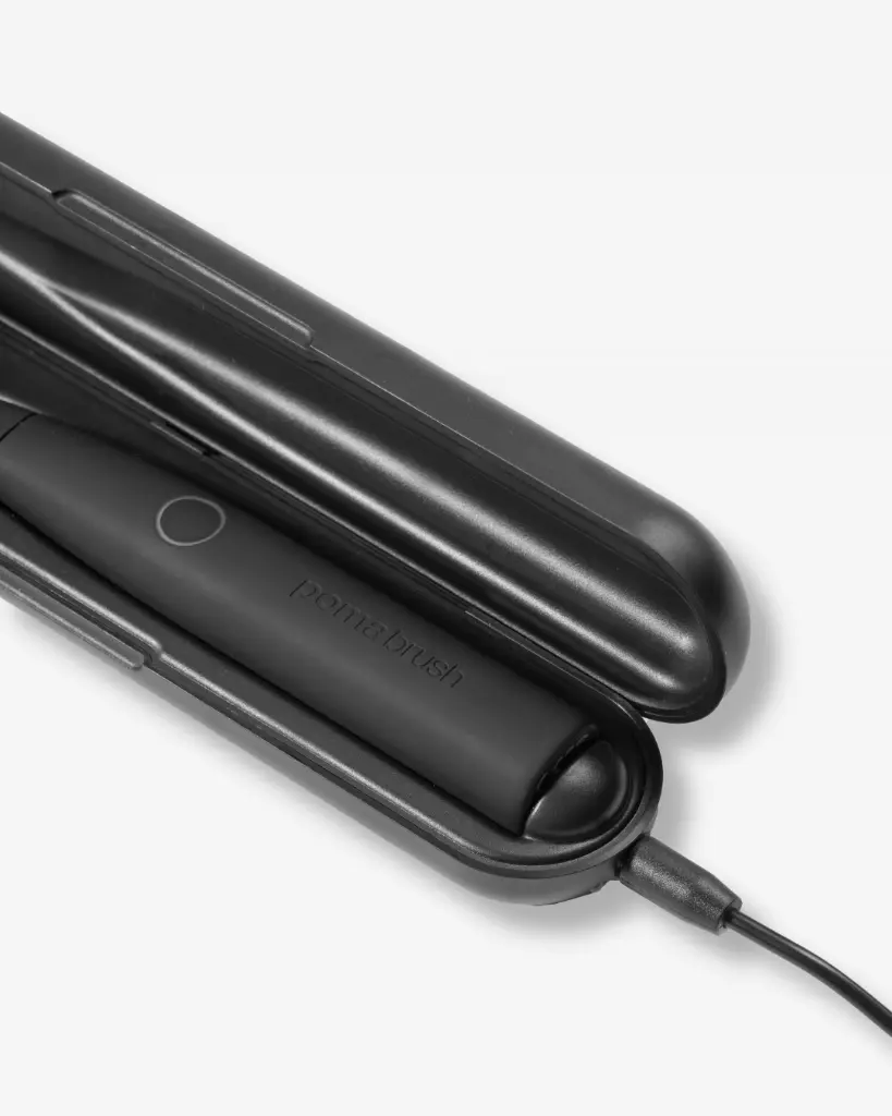 Black pomabrush  Charging port 4_5.webp